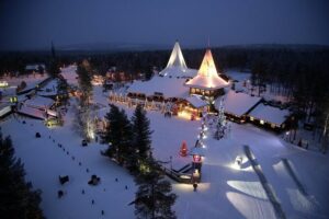 Arctic Delight - Visit to Santa's Village and snowmobiling to reindeer farm - Snowmobiling over frozen terrain: the rules that affect your experience