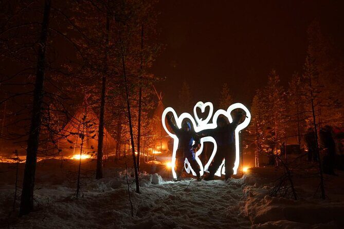 Aurora Hunting Photo Tour from Rovaniemi with Pickup - Pickup, group size, and the timing that can make or break the night