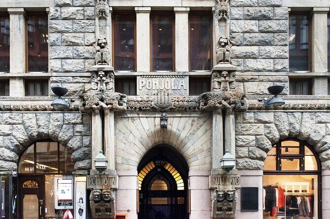 Helsinki architecture tour with a city planner - National Library of Finland: public learning as a city priority