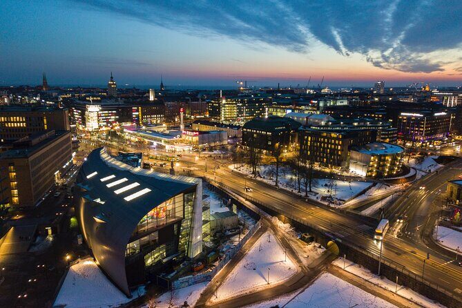 Helsinki private tour with a city planner - Temppeliaukion Church and the US architecture connection: the storytelling glue