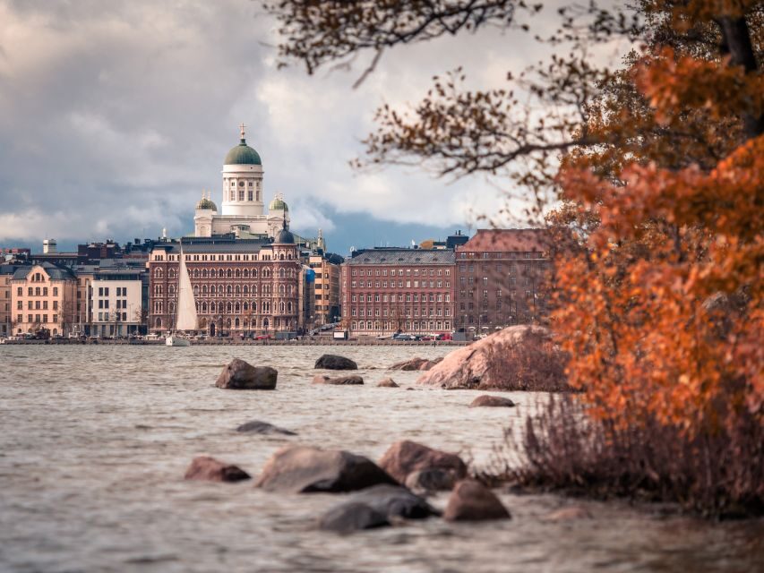 Helsinki: Small-Group Walking Tour with City Planner Guide - Group Size, Pace, and the Walk Length That Matters