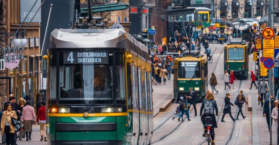 Helsinki: Tram Tour - Why Helsinki trams make the city click