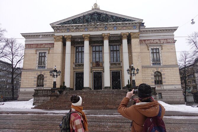 Helsinki Walking Tour - Small Group - What the small-group format does for your day