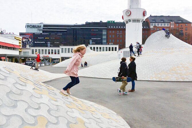 Helsinki walking tour with a city planner - FAQ