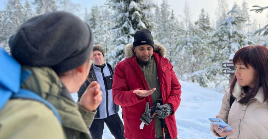 Helsinki: Winter Wonderland Liesjärvi National Park Hike - Time on your own: small freedom, big payoff