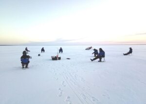 ICE FISHING experience - From Pickup to the Frozen Lake: How You Get There