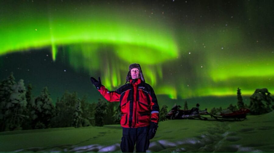 Inari: Northern Lights Hunt Snowmobile Safari - The Tepee Hut Stop: BBQ Warmth Keeps the Aurora Hunt Going