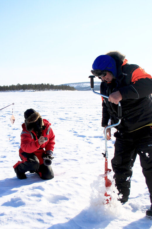 Ivalo: Ice Fishing Tour to Lake Inari, Reindeers & Lunch - Key Highlights You Should Know