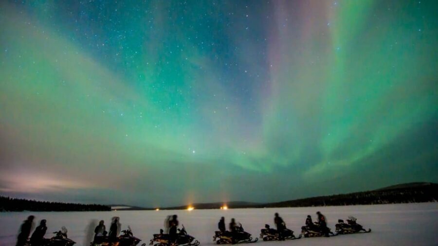Levi: Northern Lights Snowmobile Safari and Campfire Picnic - Small logistics that make the evening smoother