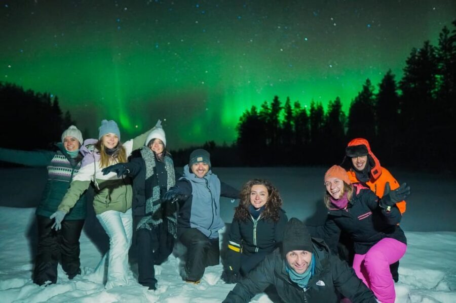 Levi: Northern Lights Tour with Guaranteed Sightings - How the Aurora hunt really works: multiple stops, longer stays, border crossing