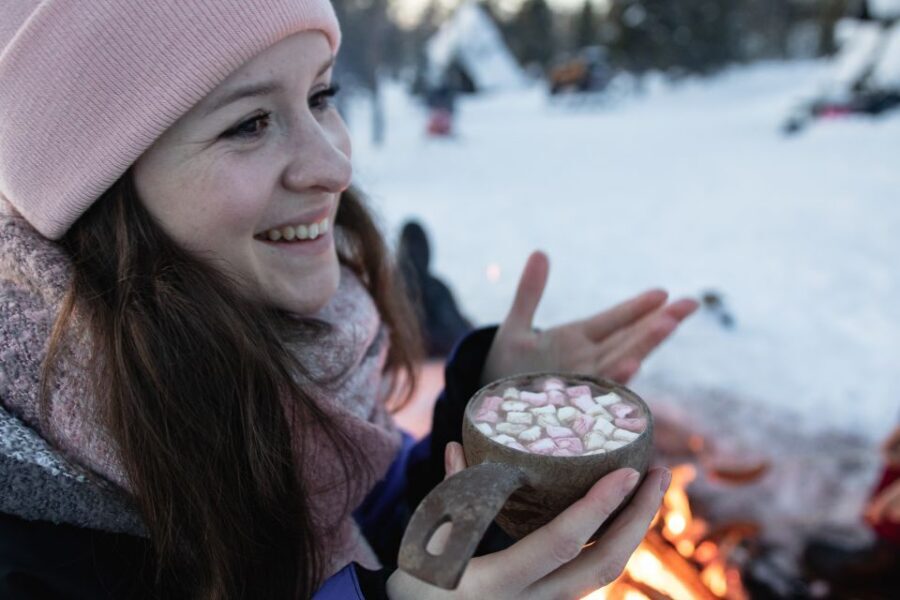 Levi: Snowmobile Safari with Ice Fishing and Outdoor Lunch - Meeting at Safartica: timing and getting set up fast