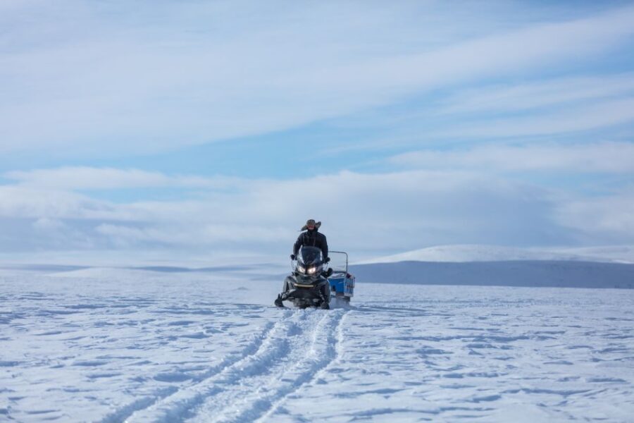 Levi: Snowmobiling Adventure - Arctic Circle Snowmobile Park Safari Office: Getting Kitted Fast