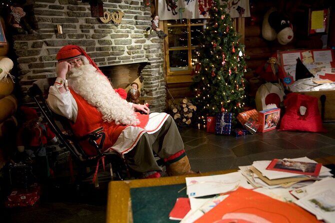 Meet Santa Claus & Santa's Reindeer Ride & Greet Huskies - Getting There: Pickup Times and Why They Matter
