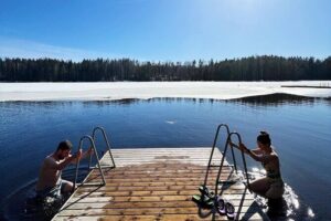 National Park Hike & Finnish Smoke Sauna Experience with Campfire Lunch - Campfire lunch: Finnish-style comfort, served mid-hike
