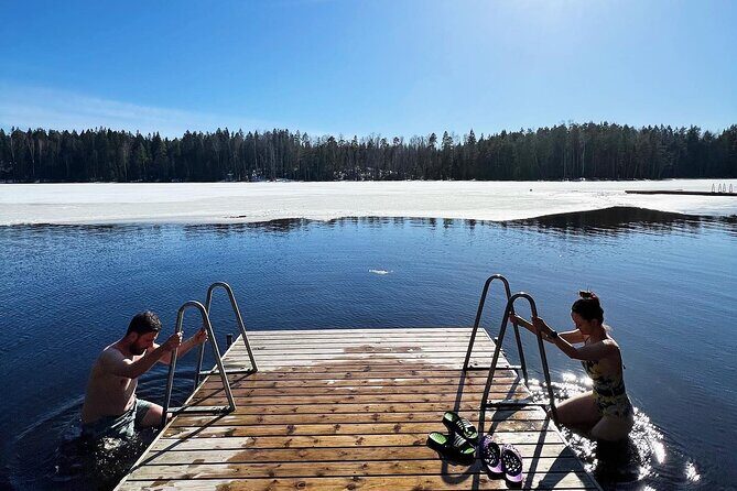 National Park Hike & Finnish Smoke Sauna Experience with Campfire Lunch - Campfire lunch: Finnish-style comfort, served mid-hike