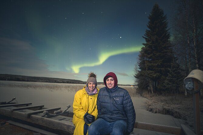 Northern lights hunting photo tour with bbq; small groups - How the aurora hunt works: guides move you to better darkness