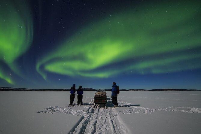 Northern lights tour to Lake Inari from Ivalo, Reindeers & Dinner - Getting geared up: what “thermal clothes and shoes” actually means