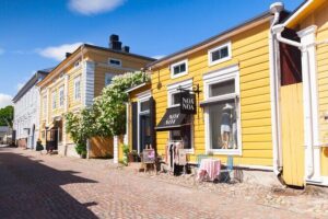 Porvoo All-Way Guided Sightseeing Tour from Helsinki - Meeting at Kamppi: The Easy Start Point