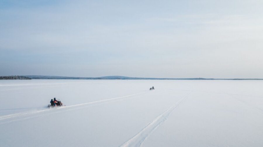Rovaniemi: 3-Hour Snowmobile Safari in Lapland - Pickup in Rovaniemi: Santa Claus Village vs. City Office
