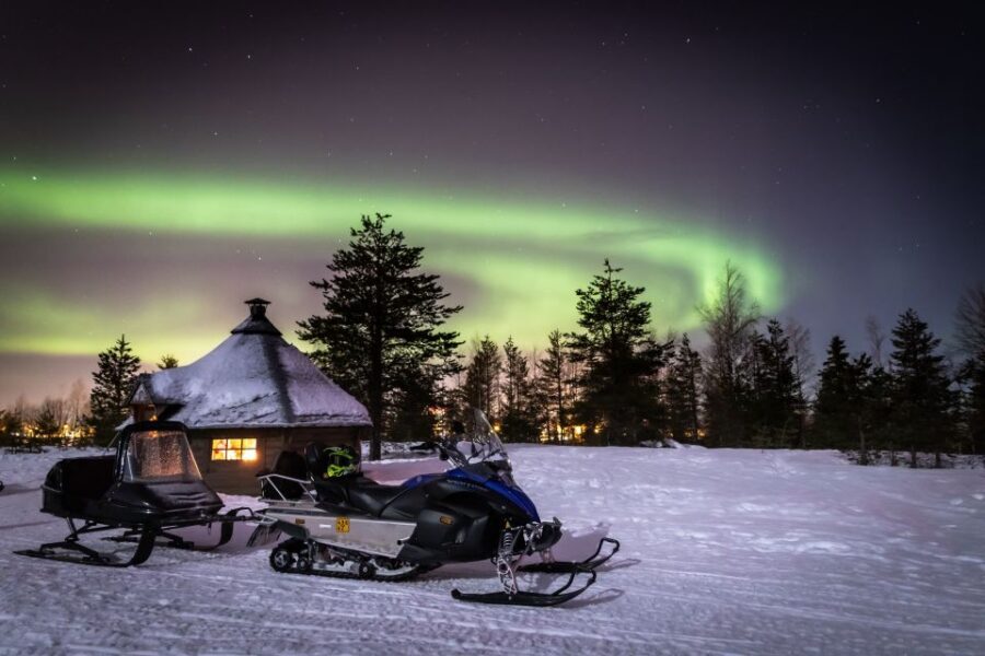 Rovaniemi: Aurora Borealis Snowmobile Safari with Campfire - Where Pickup Fits In: Meeting Points and Late-Night Reality