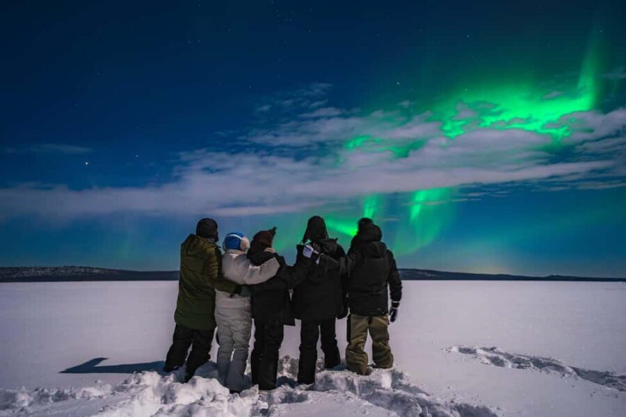 Rovaniemi: Discover the Northern Lights Photography Tour - Who should book this (and who might not love it)