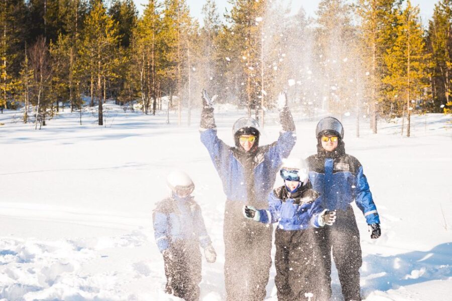 Rovaniemi: Family Snowmobile Safari with Campfire and Snacks - Campfire BBQ with marshmallows and warm berry juice