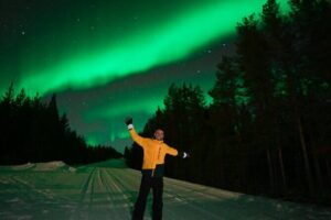 Rovaniemi: Guaranteed Northern Lights - Small Group & Photography - Pickup, timing, and what the evening will actually feel like