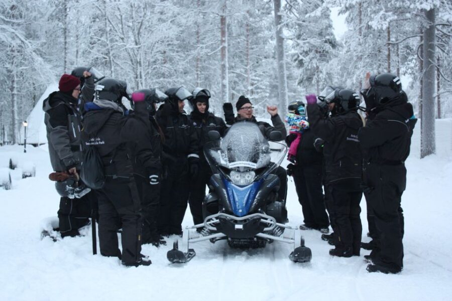 Rovaniemi: Husky & Reindeer Experience with Snowmobile Ride - The 1-hour Arctic Circle forest ride: what it feels like