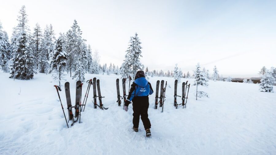 Rovaniemi: Lapland Ski Trekking Safari - Guide energy in a small group (and why it helps beginners)