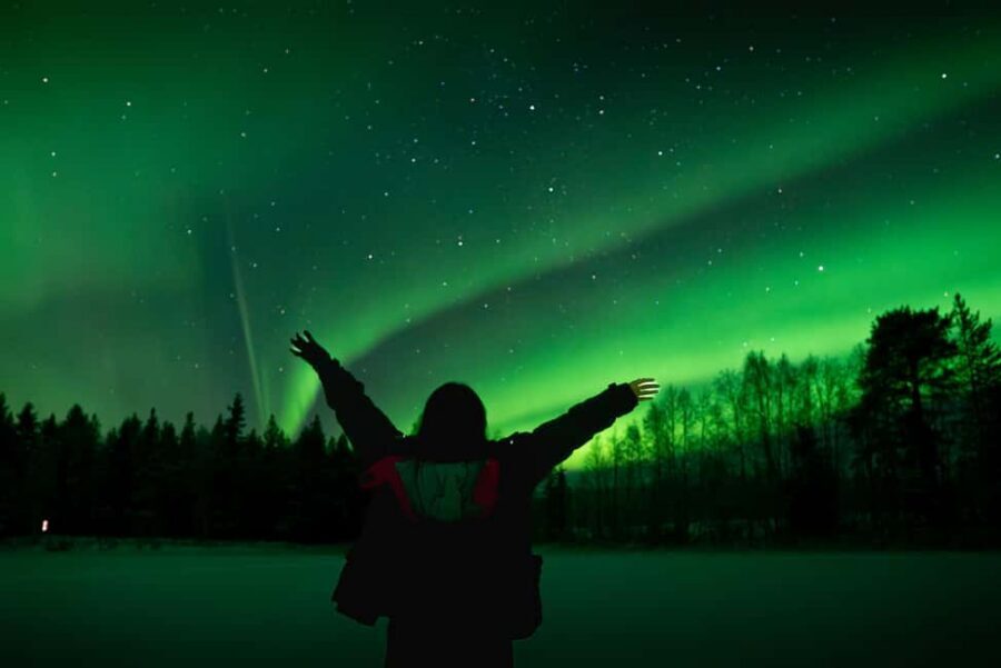 Rovaniemi: Northern Lights Photography Tour & BBQ - The “why” behind the lights: science plus Lappish stories