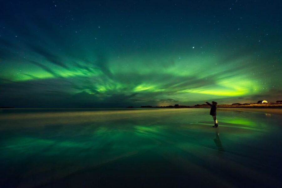 Rovaniemi: Northern Lights Sledge Ride - Aurora hunting by sleigh: how guides improve your odds