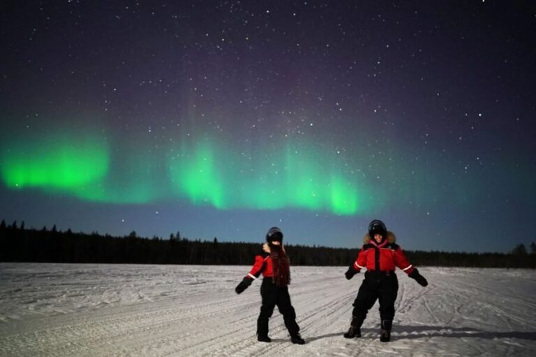 Rovaniemi: Northern Lights Sleigh Ride - Getting dressed for Lapland cold: the tour brings the essentials