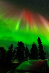 Rovaniemi: Northern Lights Tour with Guarantee - The timing game: 5–8pm starts, plus last-minute weather reality