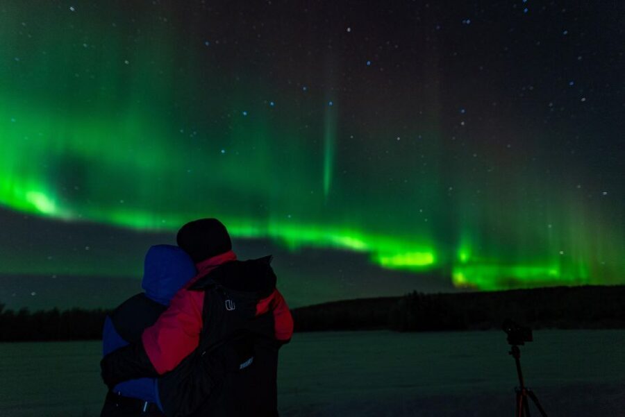 Rovaniemi: Northern Lights Tour with Guarantee - Free professional photos: the real value (and how to help your camera)
