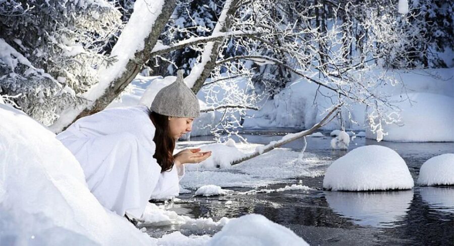Rovaniemi: Northern Lights Trip with Arctic Sauna & Jacuzzi - Ice Sauna and Arctic Safety: When Conditions Change