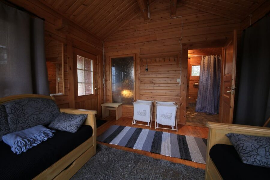 Rovaniemi: Private Sauna, Jacuzzi and Dinner - Getting There: Pickup, Short Drive, and What to Pack