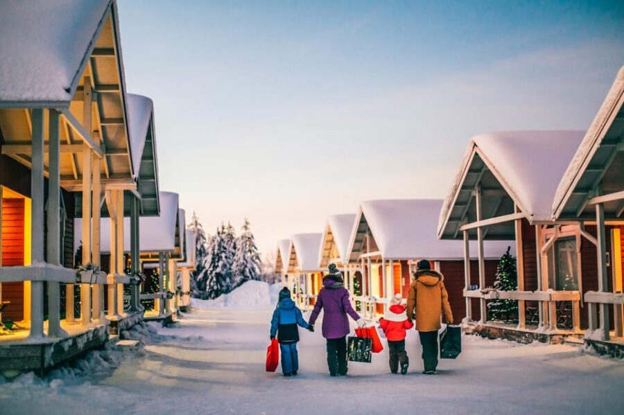 Rovaniemi: Santa Claus Village + Husky & Reindeer Sled Ride - Hot berry juice and cookies: the small comfort that keeps the day fun