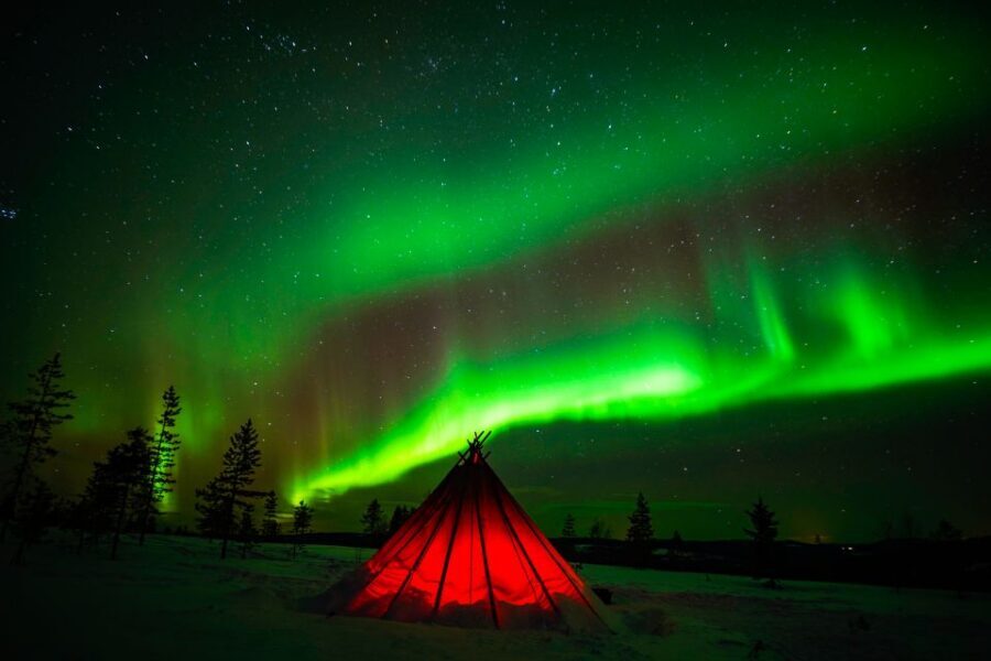 Rovaniemi: Small-Group Northern Lights Wilderness Tour - Rovaniemi Northern Lights Hunting, the Small-Group Way