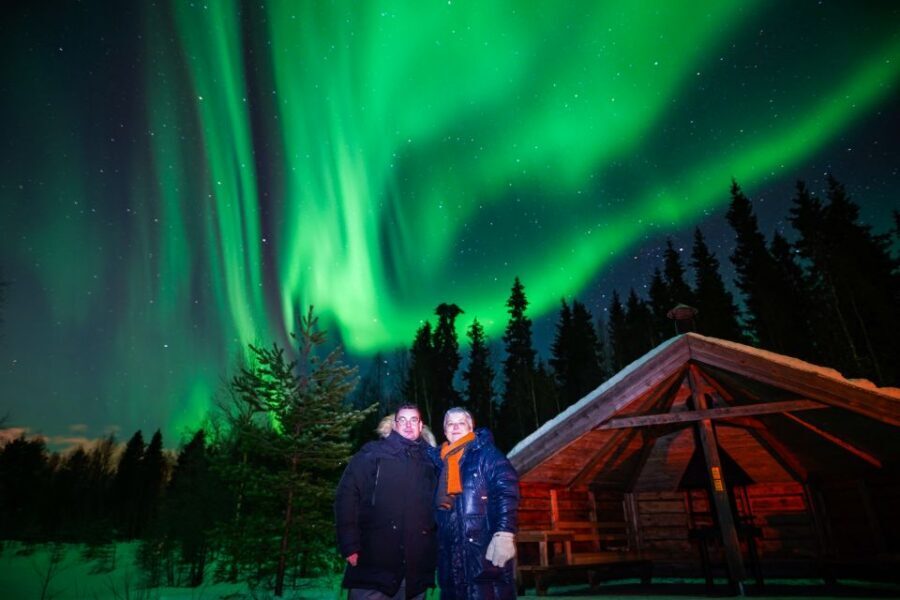Rovaniemi: Small-Group Northern Lights Wilderness Tour - The Wait by the Fire: Cooking, Customs, and Arctic Comfort
