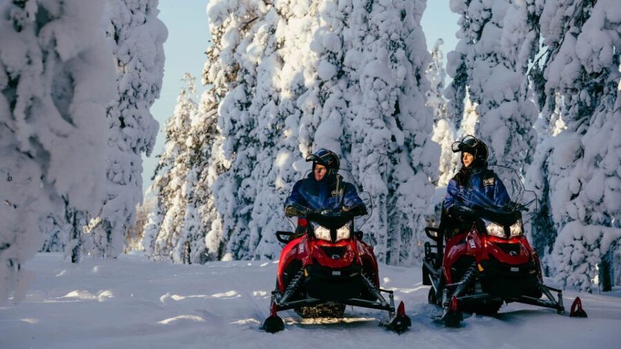 Rovaniemi: Snowmobile Adventure Tour for Adults Only - That Open Frozen-Lake Moment: When the Tour Turns Into Real Fun