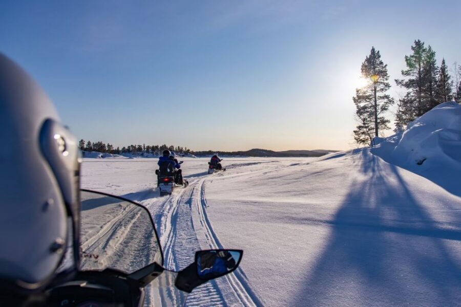 Rovaniemi: Snowmobile Safari Adventure - Frozen Lakes and Snowy Forests: Why the Route Feels Special