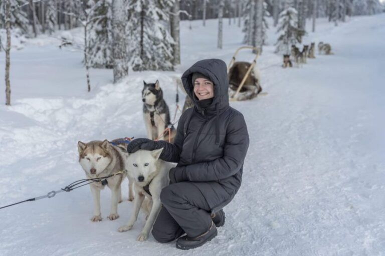 Rovaniemi: Snowmobile Safari, Reindeer & Husky Sleigh Ride - Gear Up in Rovaniemi: What Happens Before You Sit on Anything