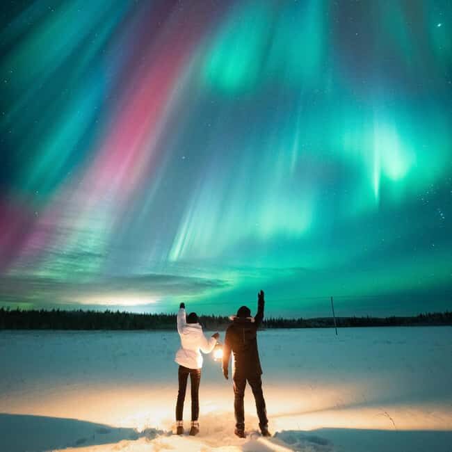 Rovaniemi: Unlimited Mileage and Hours Aurora Hunting Pro - First night vibes: why this Rovaniemi aurora hunt feels different
