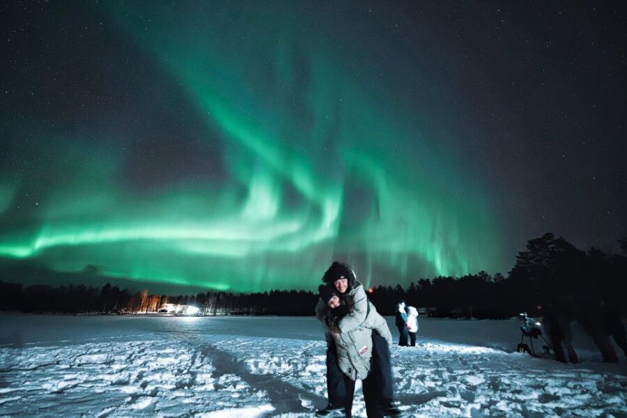 Rovaniemi: Unlimited Mileage and Hours Aurora Hunting Pro - Stop 4: the viewpoint where you actually wait for the lights