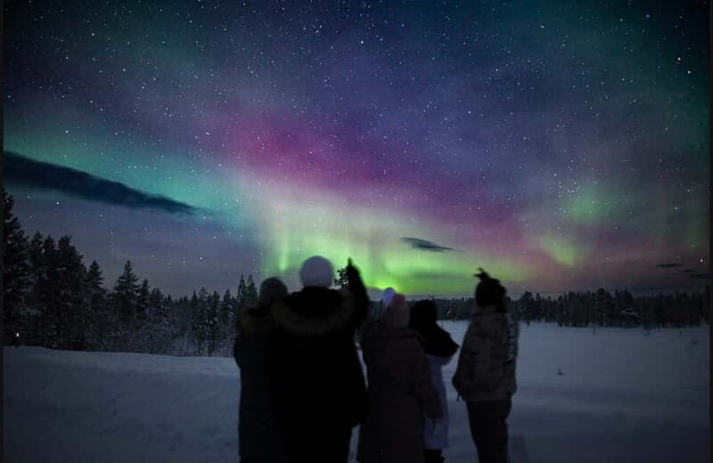 Saariselkä,Kakslauttanen: Aurora Hunting & Photography Tour. - What to Wear (So You Can Actually Enjoy It)
