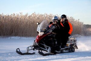 Snowmobile Safari in Helsinki Archipelago with Lunch - How the snowmobile safari really feels on the frozen Baltic archipelago